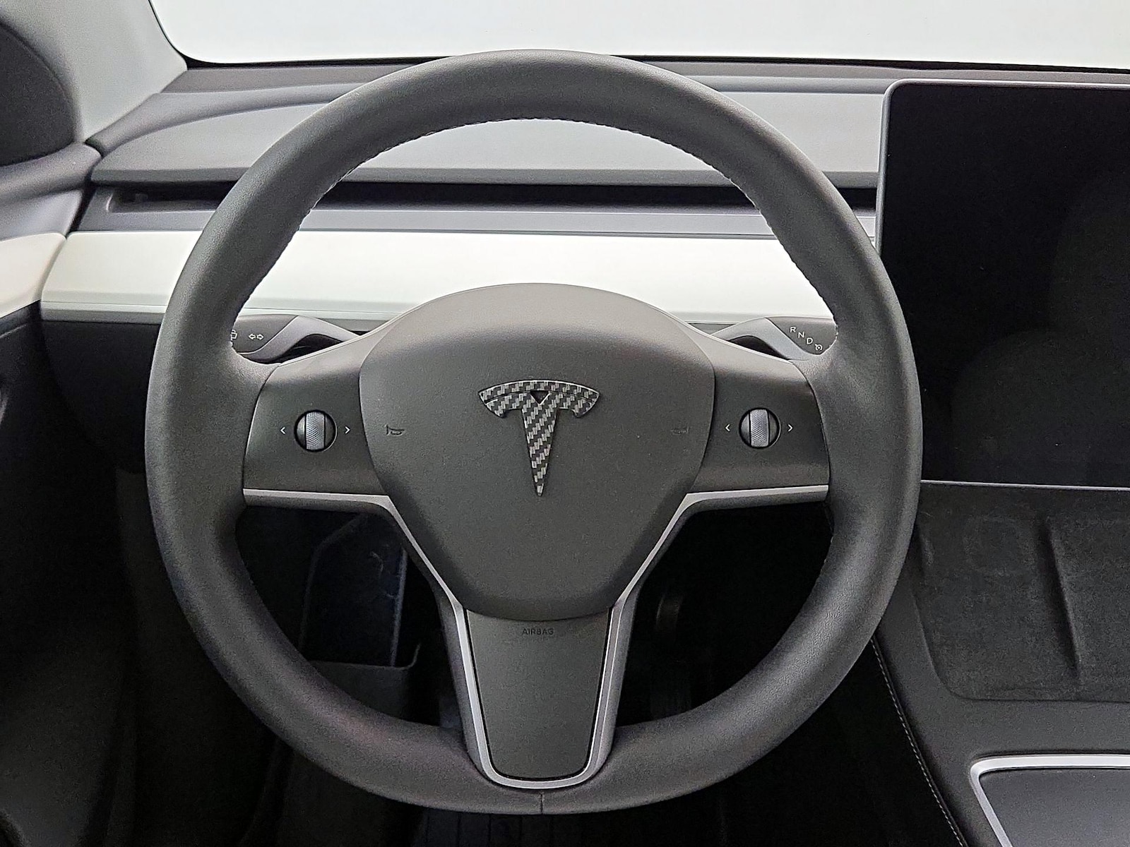 tesla model y 2023 7SAYGDEE7PF612740 image tesla model y 2023 7SAYGDEE7PF612740 image